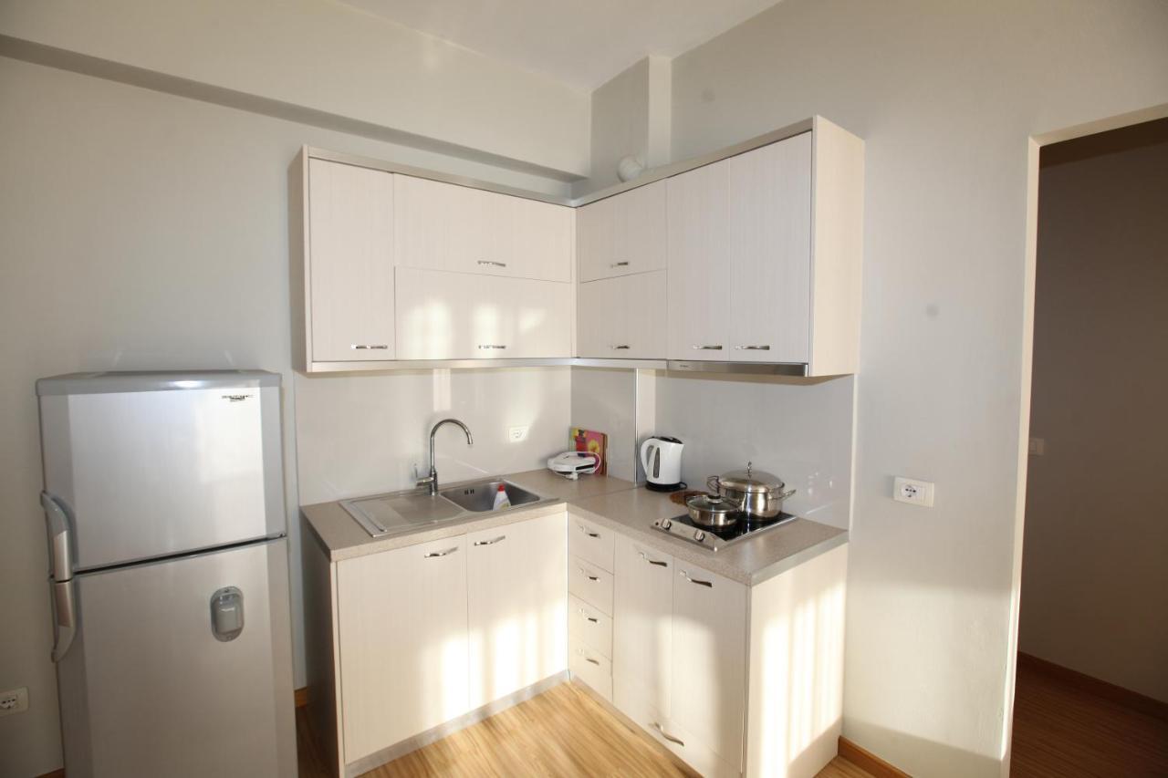 Teo Apartaments Sarandë 外观 照片