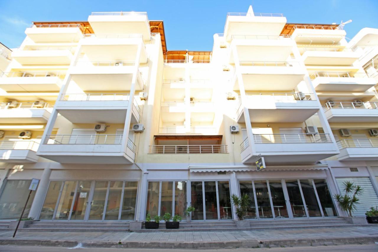 Teo Apartaments Sarandë 外观 照片