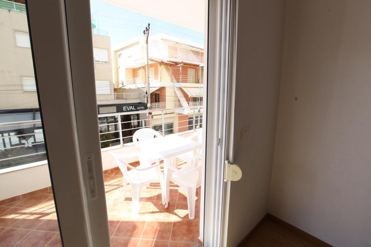 Teo Apartaments Sarandë 外观 照片