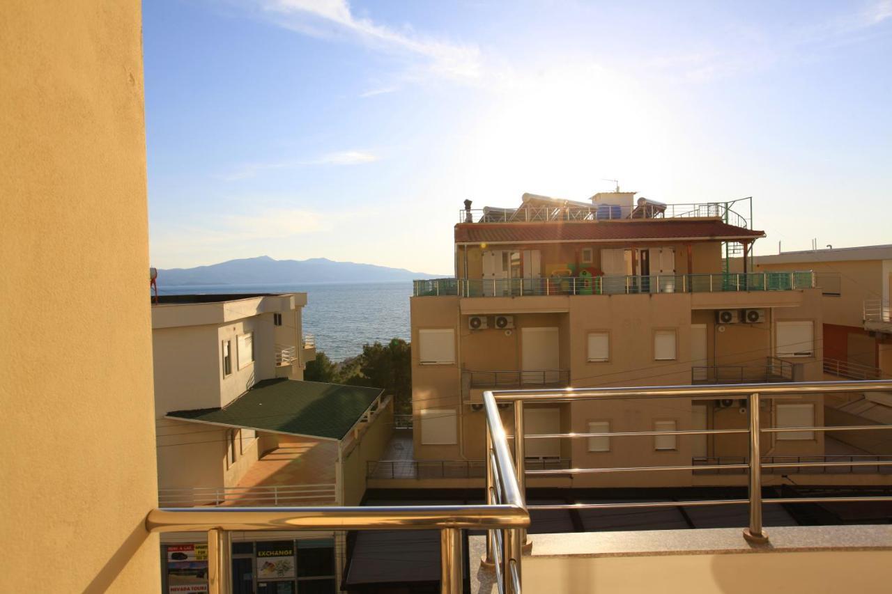Teo Apartaments Sarandë 外观 照片