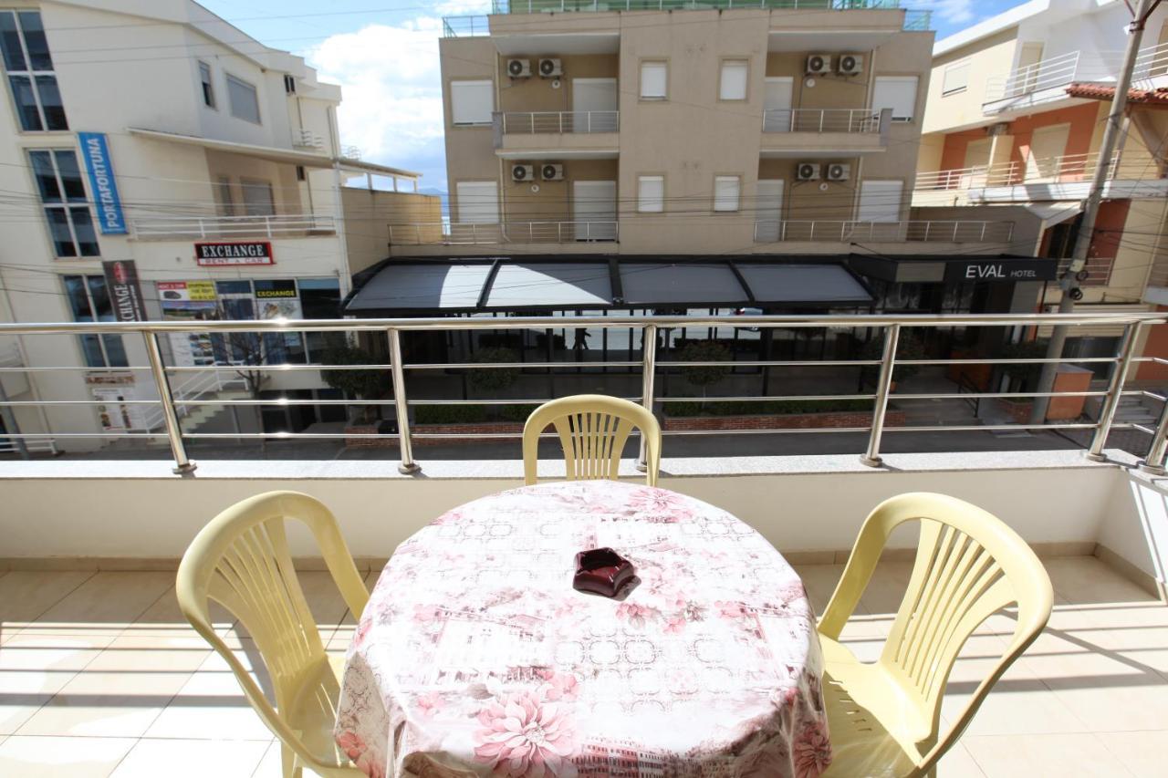 Teo Apartaments Sarandë 外观 照片
