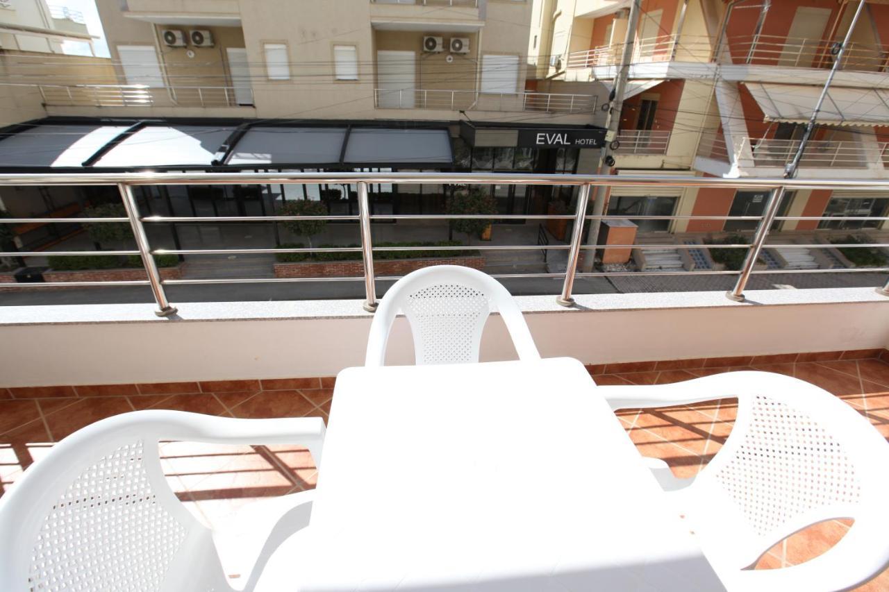 Teo Apartaments Sarandë 外观 照片