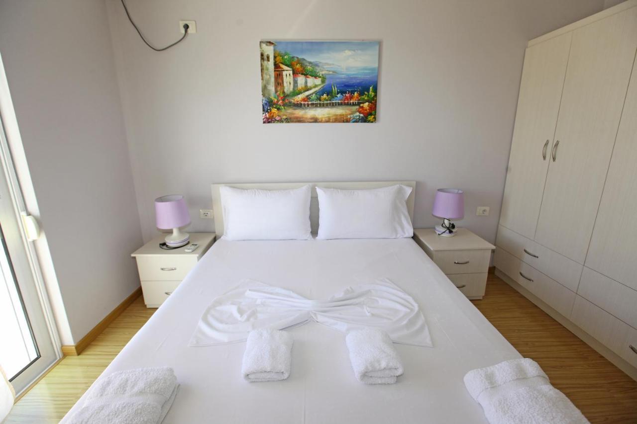 Teo Apartaments Sarandë 外观 照片
