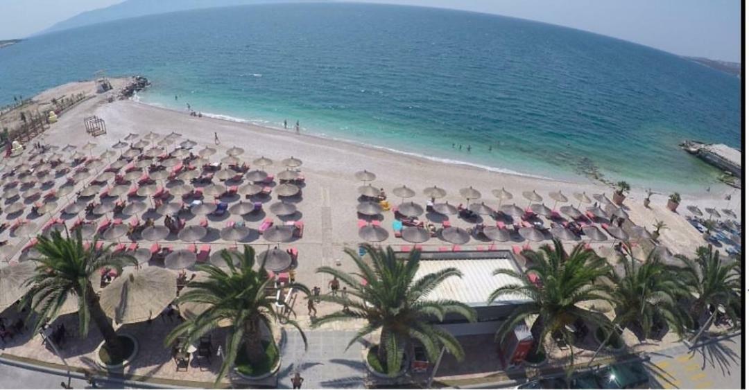 Teo Apartaments Sarandë 外观 照片
